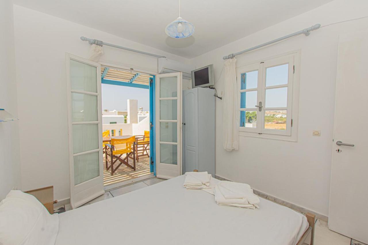 villa polemis Agia Anna  Esterno foto