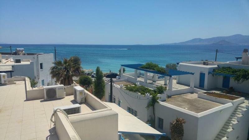 villa polemis Agia Anna  Esterno foto